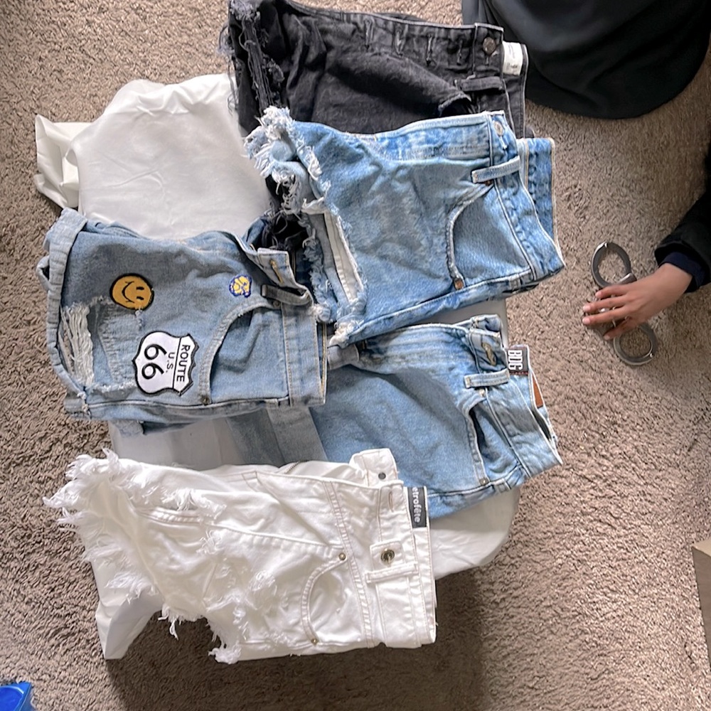 Womens petite jean short shorts